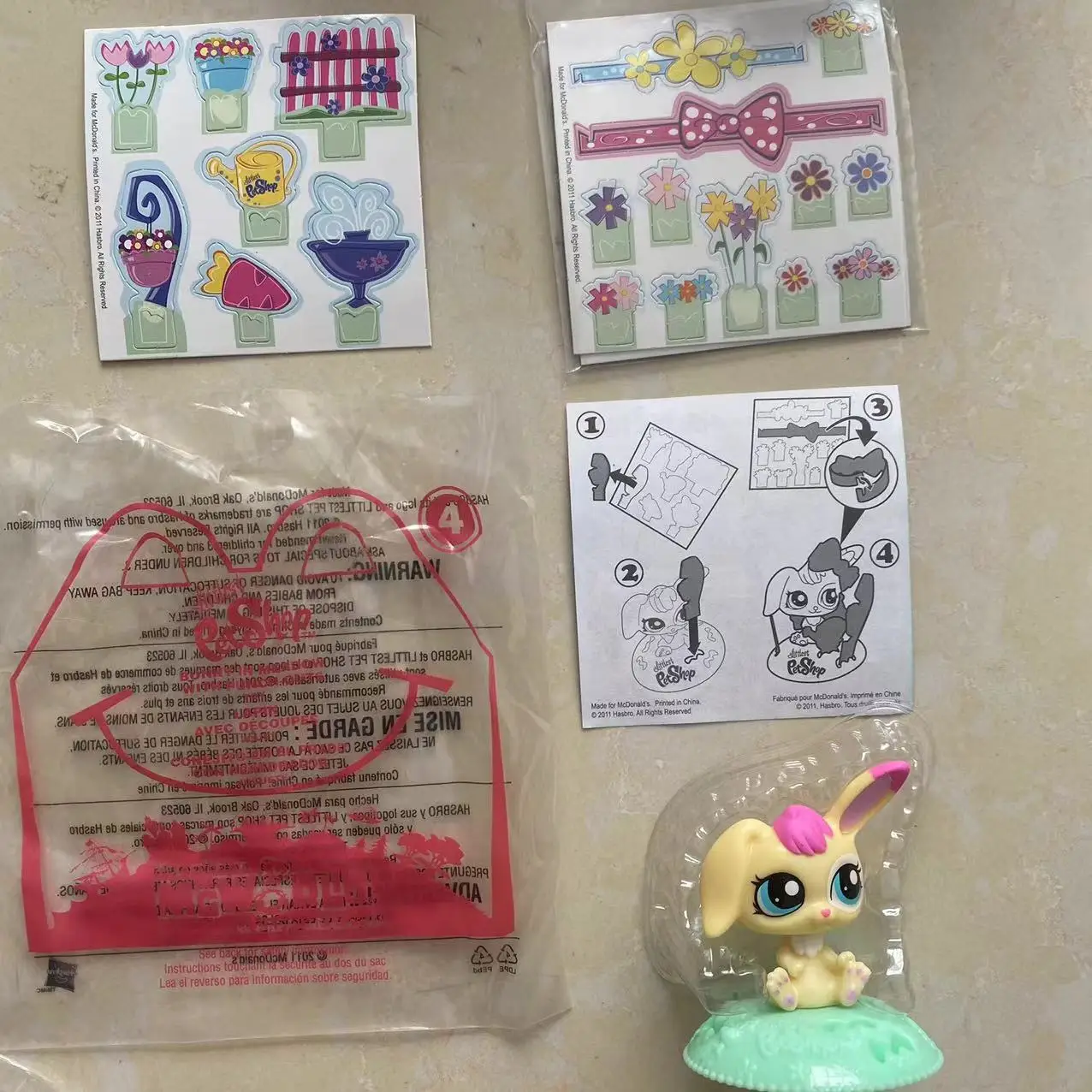 Littlest PetShop A Small Pet Sitting In A Bag Action Figure Model Toys - 6