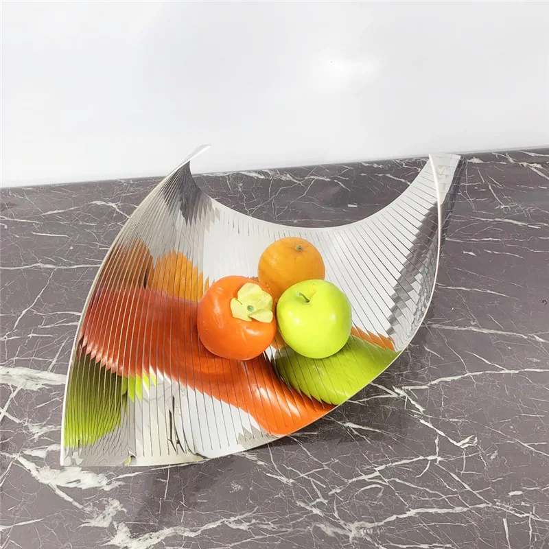 

Customize modern simple European luxury geometric curling silver tray fruit bowl ornaments model room sales office soft