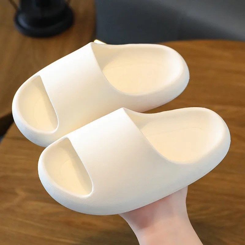 Children's solid color slippers summer girls indoor home bath boys non-slip soft soled children wear slippers outside 2