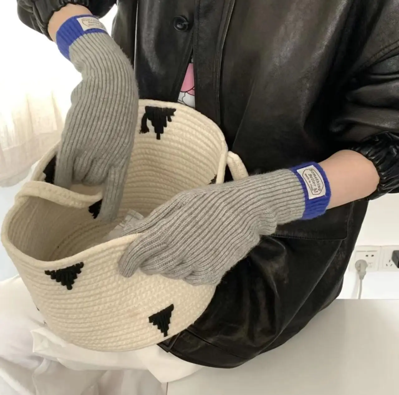 Gray and blue color block/mittens