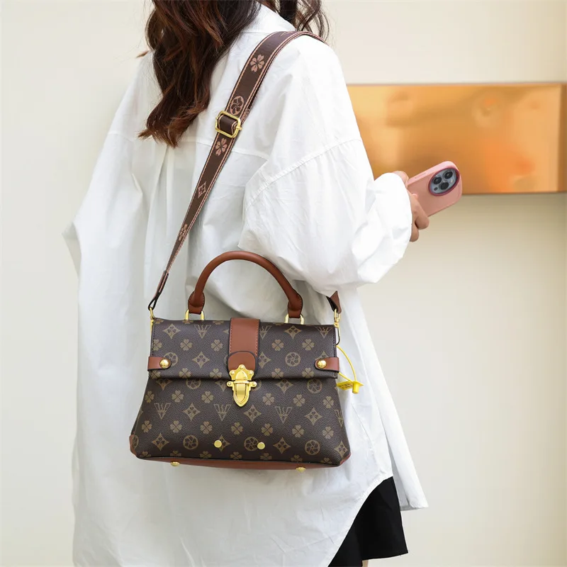 Imjk Luxury Women Shoulder Bags Designer Backpack Crossbody Shoulder Purses  Handbag Women Clutch Travel Tote Bag - Shoulder Bags - AliExpress