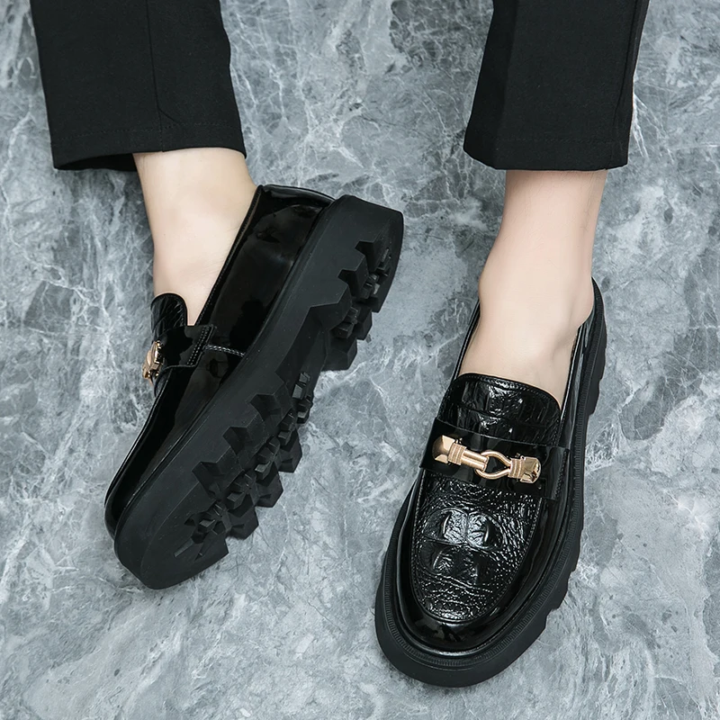 

Classic Men Black Dress Shoes Thick Soled Leather Shoes Crocodile Patterned Business Men Shoe Platform Derby Shoes Casual Shoes