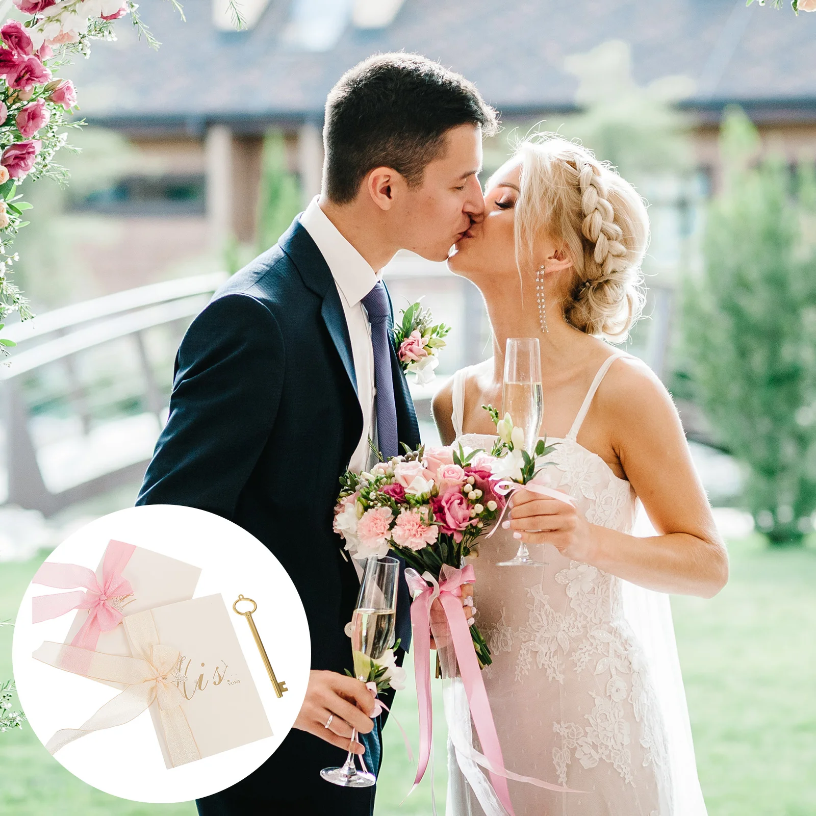 2pcs Book Exquisite Craftsmanship Paper Wedding Vow Cards Delicate Ribbon Vow Brochures Party Speech Cards Romantic