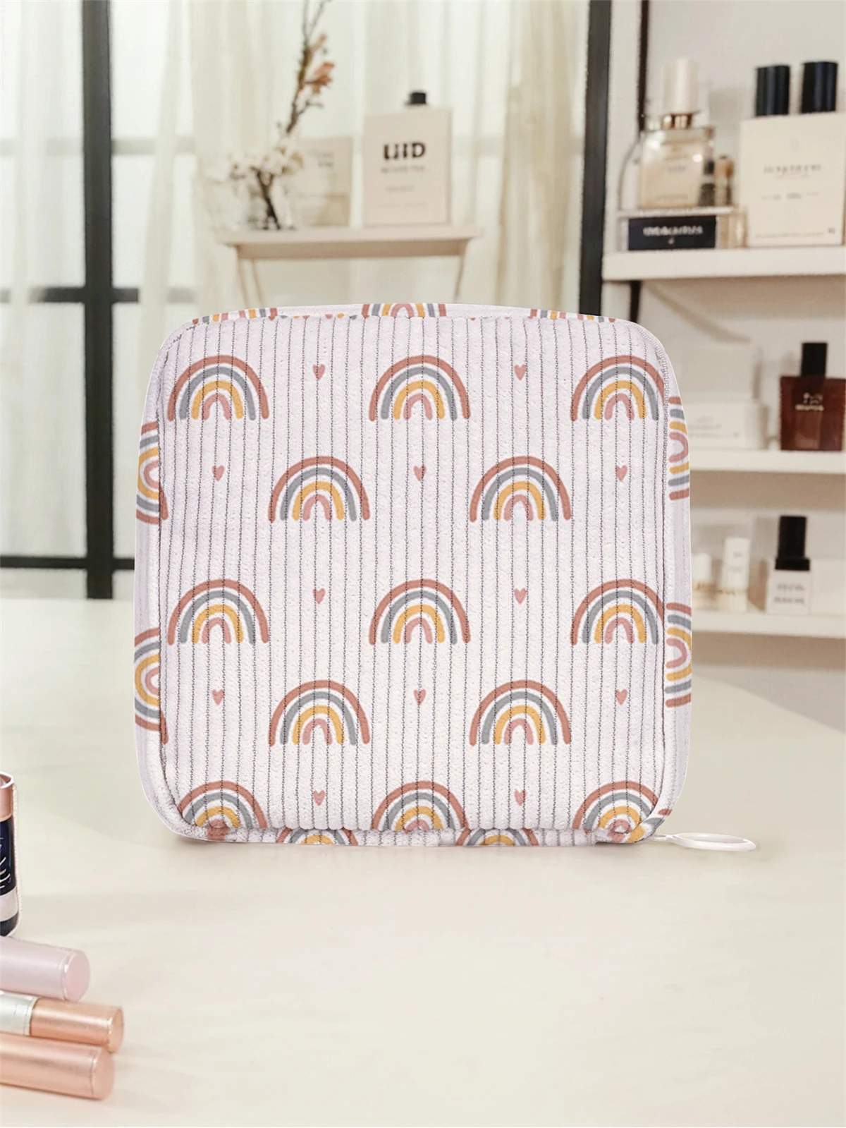 Rainbow pattern printed sanitary napkin storage bag, women's lightweight tissue bag, sanitary tissue bag