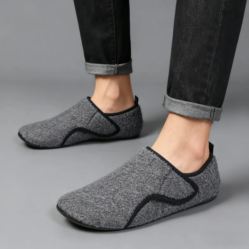 Lässige Baumwollschuhe für Herren mit Schnürsenkeln und Magic Tape. Warme und leicht zu tragende, bequeme Hausschuhe für zu Hause – Detail 4