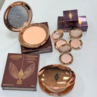Charlotte Tilbury Airbrush Flawless Finish, poudre de finition pour le maquillage à effet airbrush, effet lissant et atténuant les pores, CT Cosmetics 2