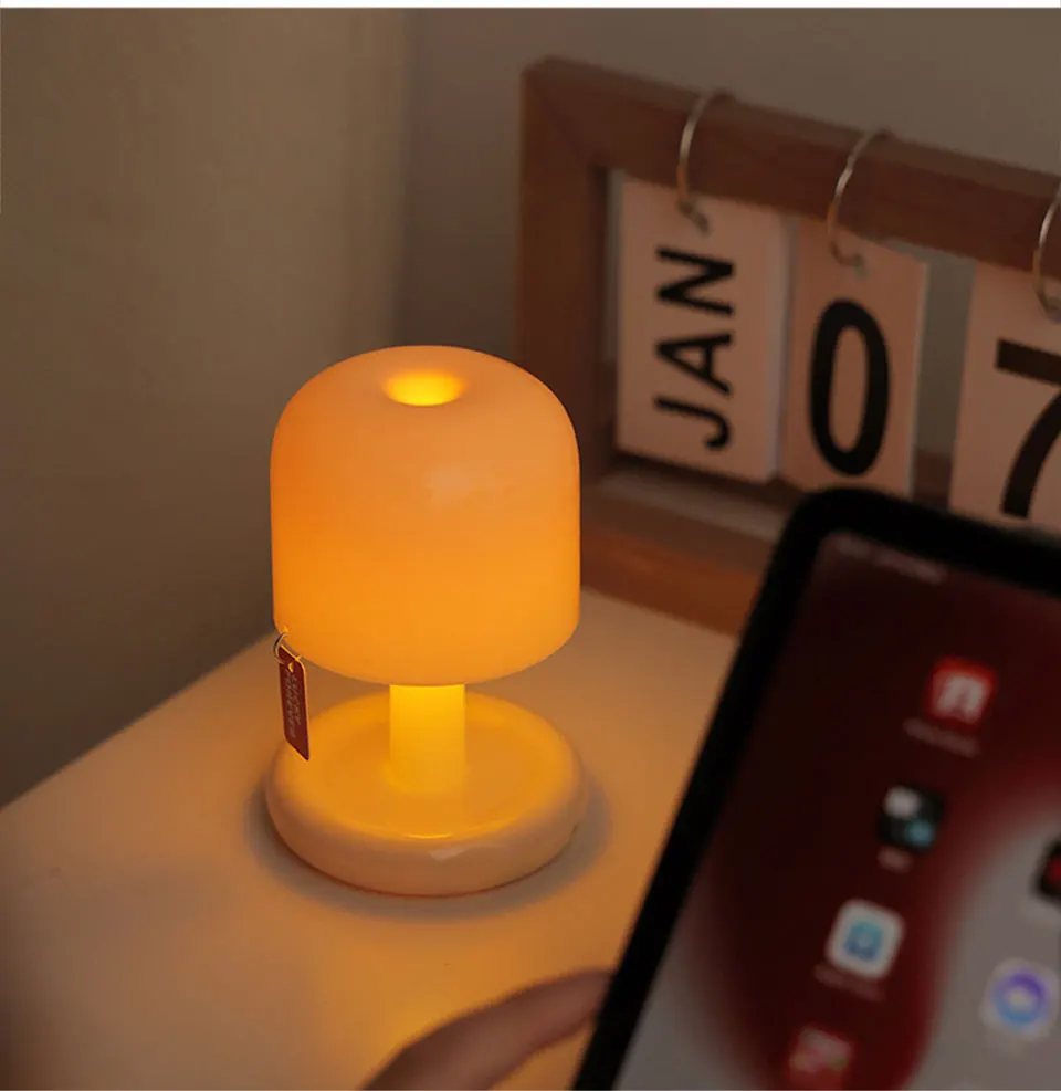 USB Rechargeable Sunset Night Light LED Table Lamp Mini Desk Bedside Bedroom Bar Room Decor Atmosphere Mood Light Minimalist