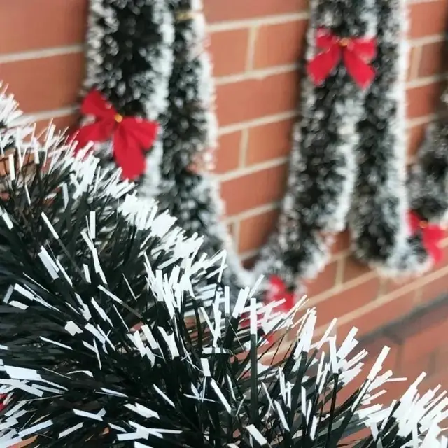 Christmas Ribbon Garland 2