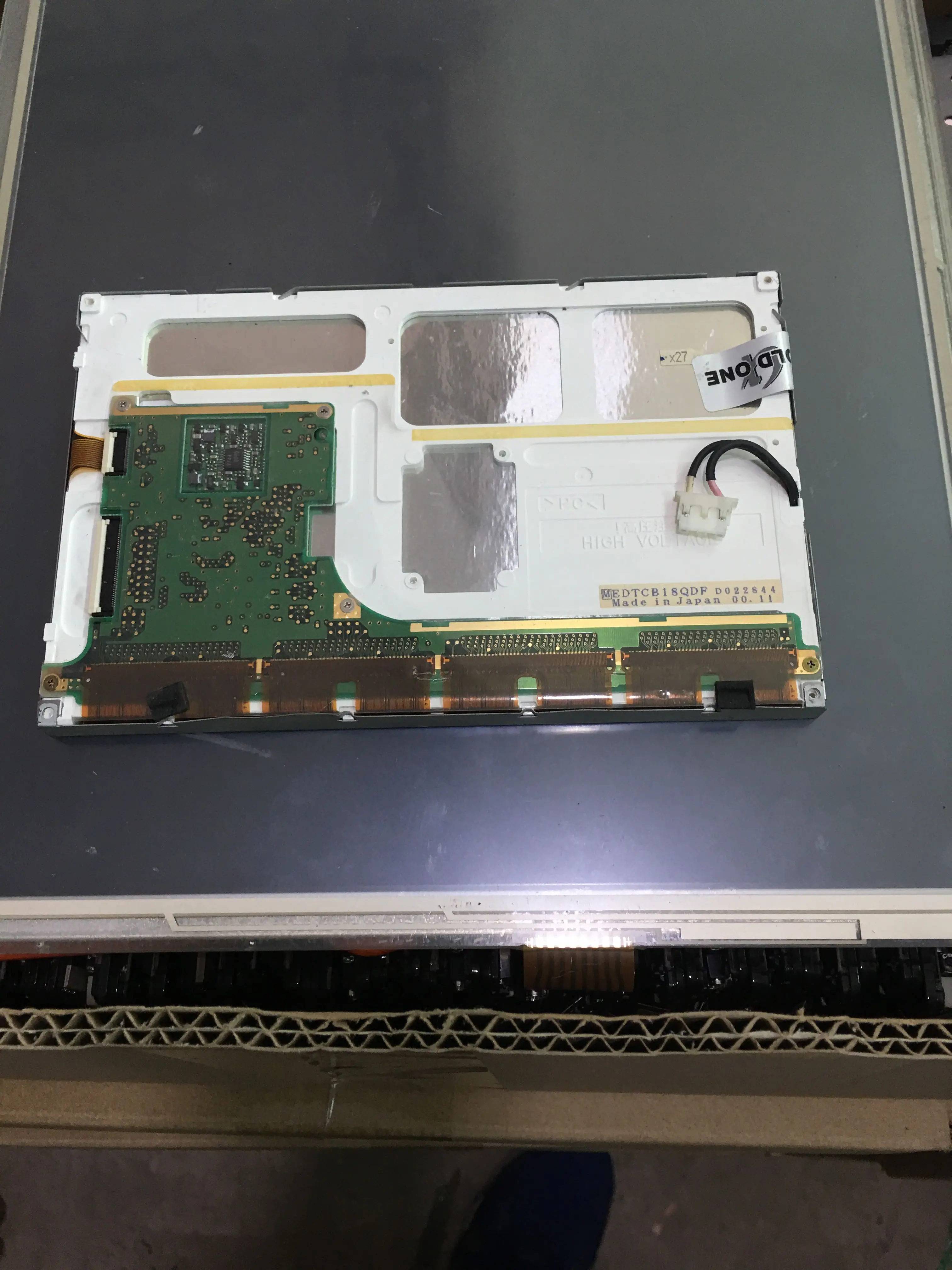 

EDTCB18QDF LCD Display Screen Panel