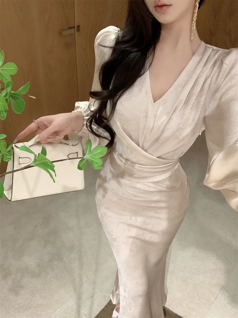 Elegant Bodycon Printed Midi Dresses for Women V-neck Lantern Sleeve Slim Waist Mermaid Evening Party Dress Autumn New Vestidos