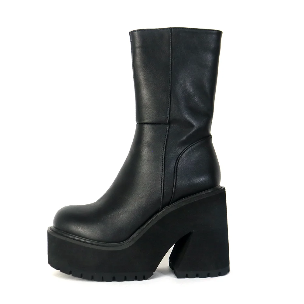 black platform heel boots