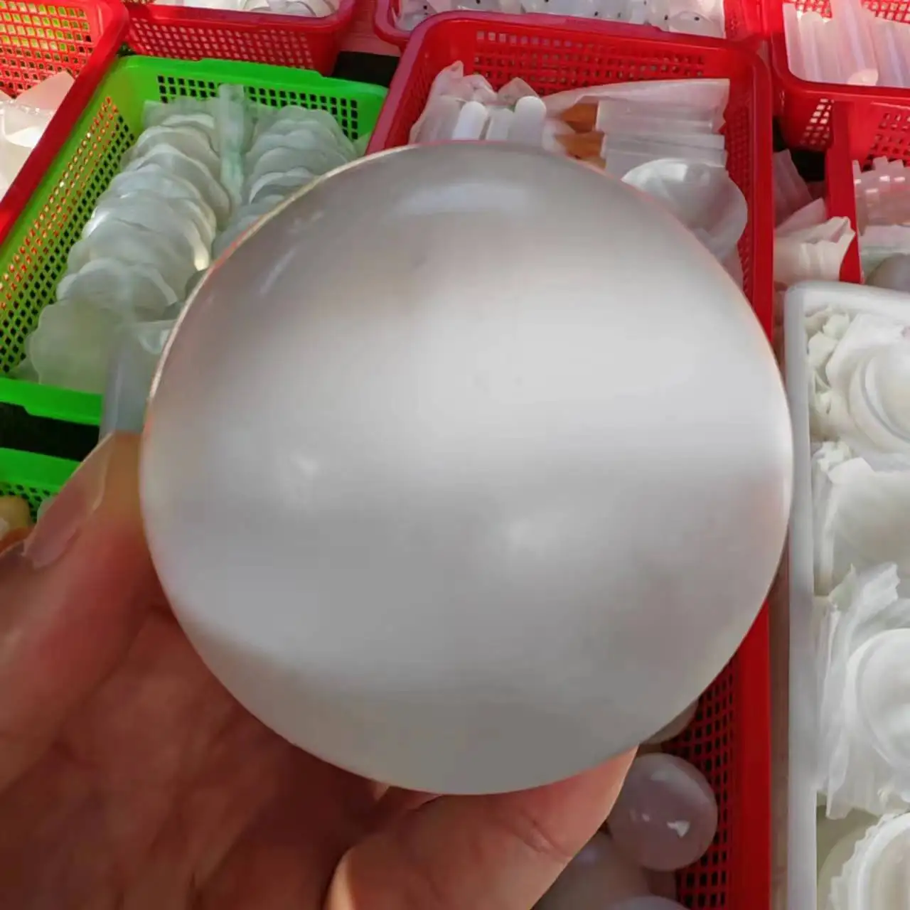 Natural White Selenite Sphere Crystal Healing Gypsum Ball Mineral Ornaments Raw Stone Crafts Home Decor 6