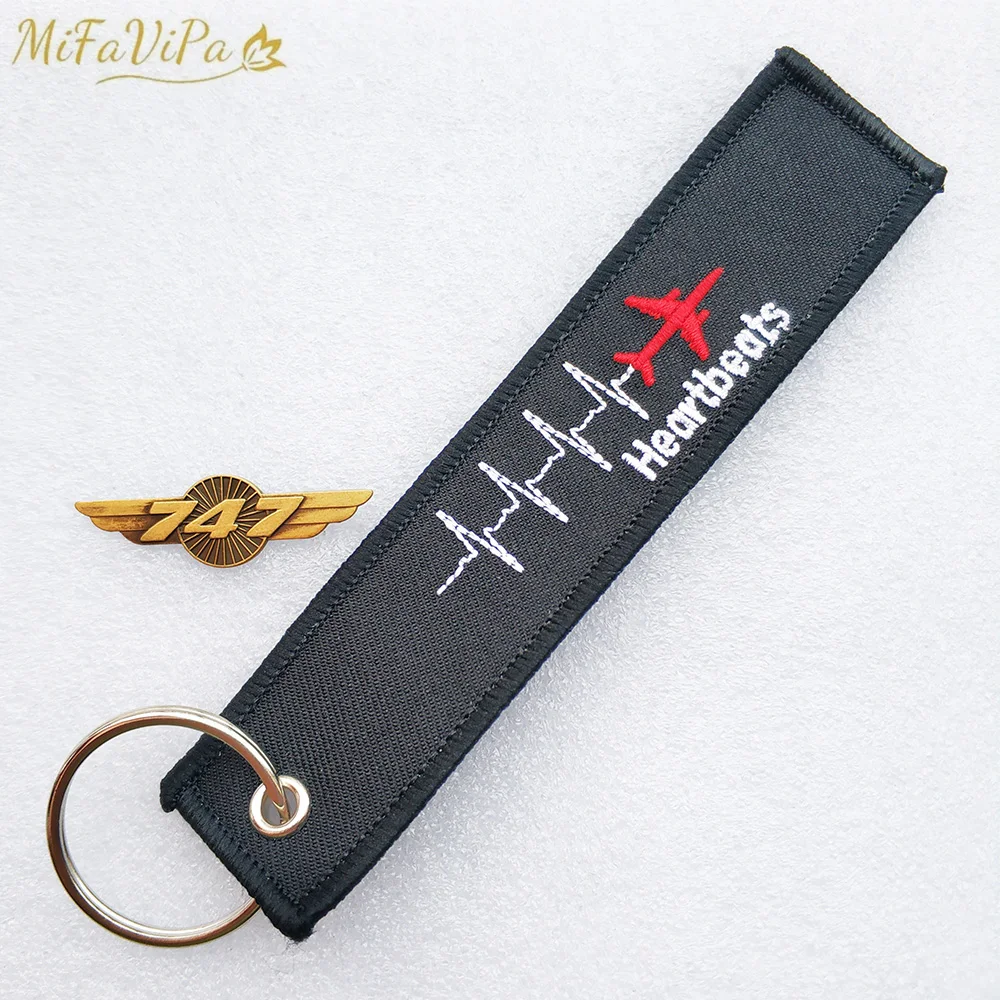 Mifavipa 1 Set Heartbeat Airplane Keychain Boeing 747 Spilla Fashion Gingillo Gift Aviation Aircraft Portachiavi Sleutelhanger