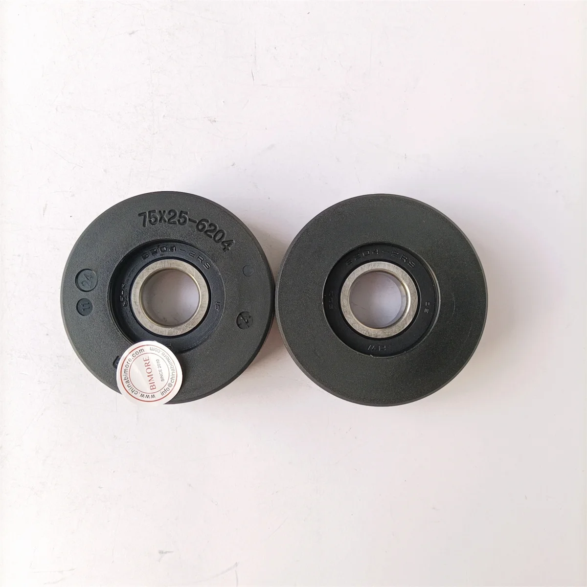 Escalator Step Roller 75*25 75x25-6204 OD75mm W25mm Bearing 6204-2RS lift spare parts