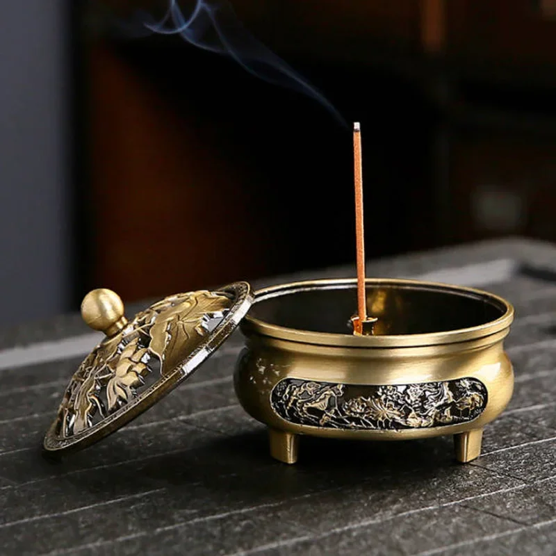 

Vintage Brass Lotus Incense Burner Metal Buddhism Buddha Holder Hollow Out Copper Three Legged Sandalwood Censer Home Decoration