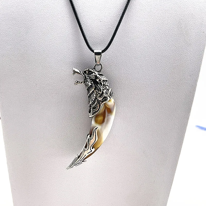 Fashion Brave Men's Pendant Necklace Vintage Bronze Wolf Tooth