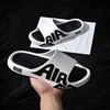 Zapatillas para hombre, zapatos de playa de suela suave para exteriores, zapatos de baño antideslizantes para el hogar, sandalias masculinas