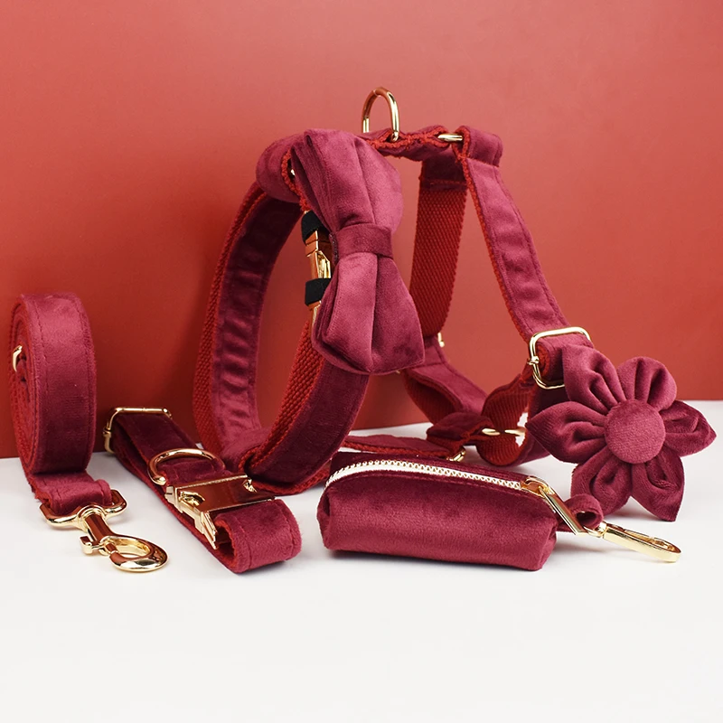Rotes Weinrot-Samt-Hundehalsband und Leinen-Set für große Hunde, individuell graviertes Namensschild, Haustierzubehör, Hundeleine, Velvet07