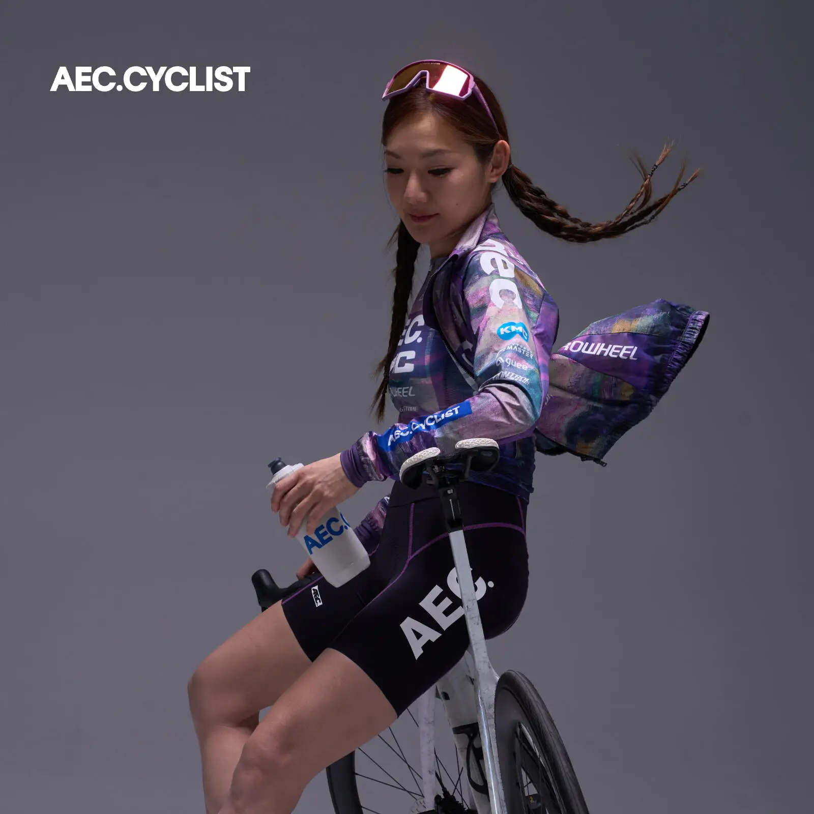 AEC-KMC 여성 사이클링 팀 재킷 YKK 지퍼 방풍 자전거 코트 빠른 건조 여성 짧은 자전거 탑 2026 MTB 의류