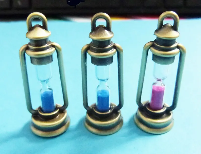 

wholesale ! 100PCS Couple retro hourglass pendant