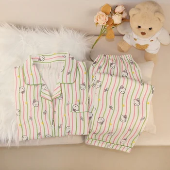 طقم بيجامات أنيقة مخططة من Hello Kitty للسيدات بأكمام طويلة ملابس منزلية حلوة برسوم كارتونية وصل حديثًا موضة كورية 2026 2