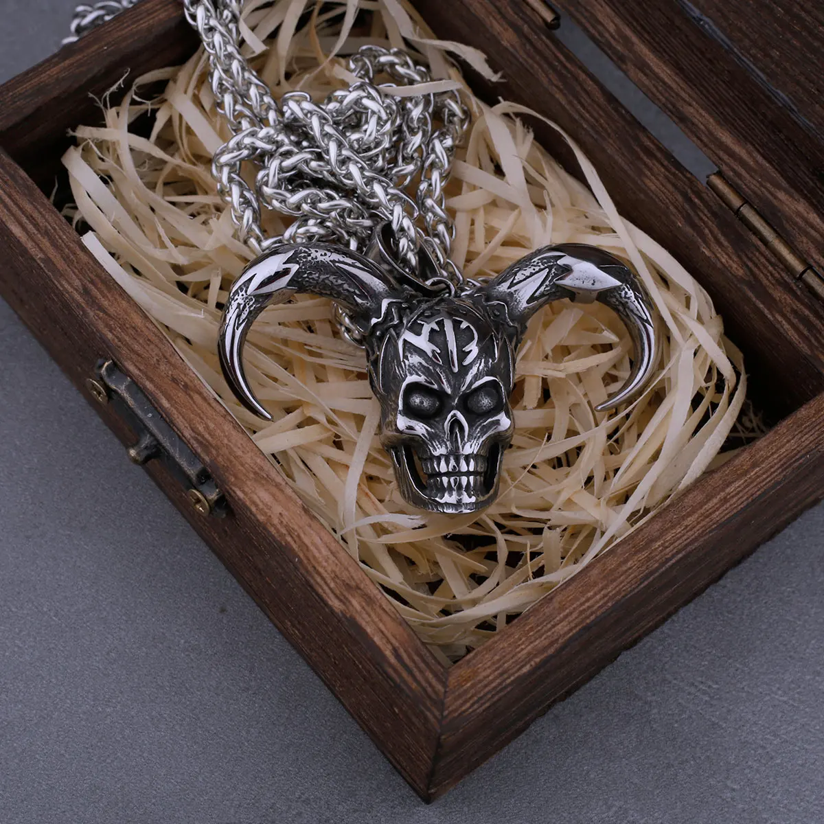 Colar de caveira palhaço aço inoxidável para homens, caveira maligna, rocha  neogótica, pingente de motociclista hip hop, joias criativas, namorado -  AliExpress, image size:1200x1200