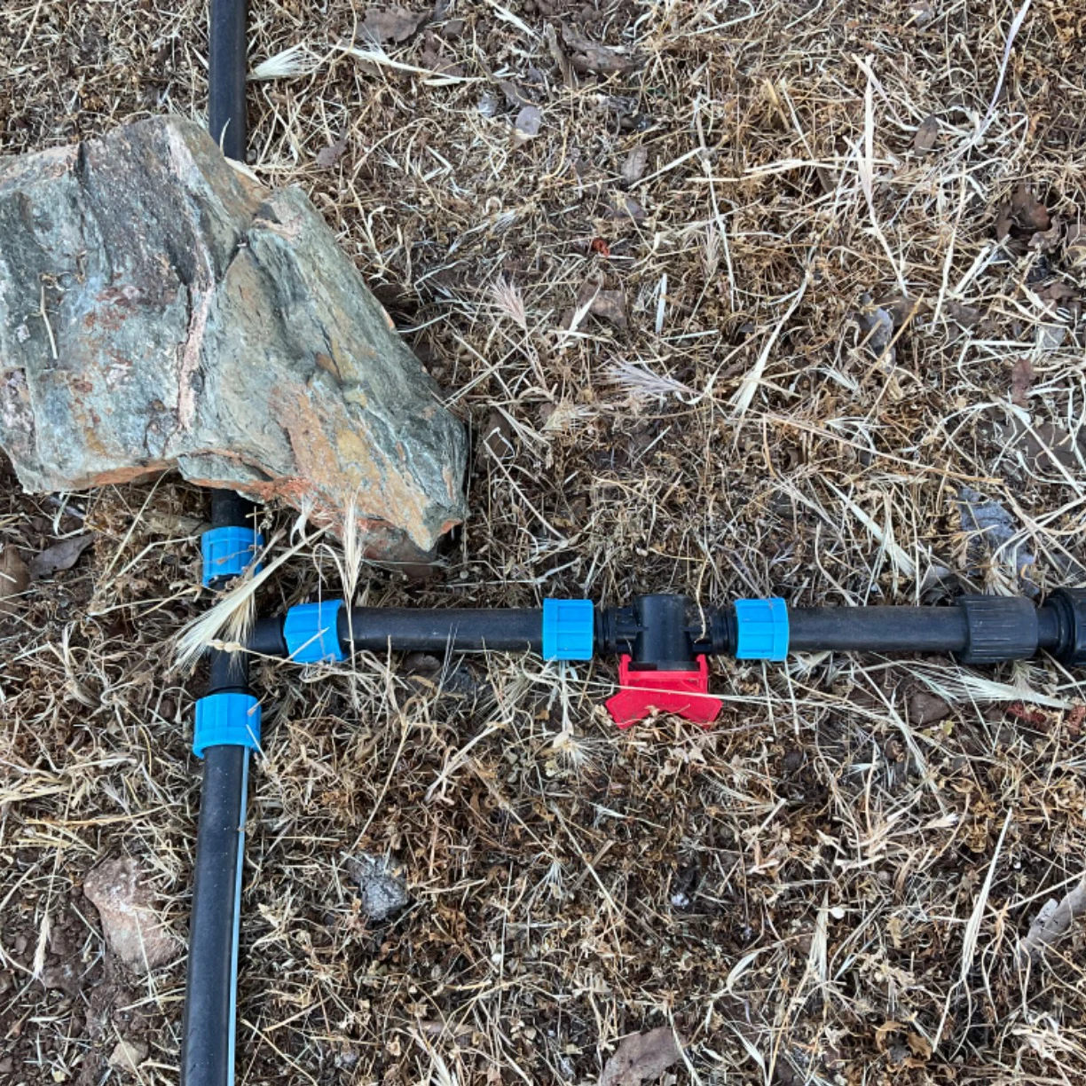 16mm Micro Irrigation Drip Tape Connectors Tee Repair Elbow End Plug Tap Fittings Locked Hose Joints Greenhouse Coupler Garden Irrigation Kits