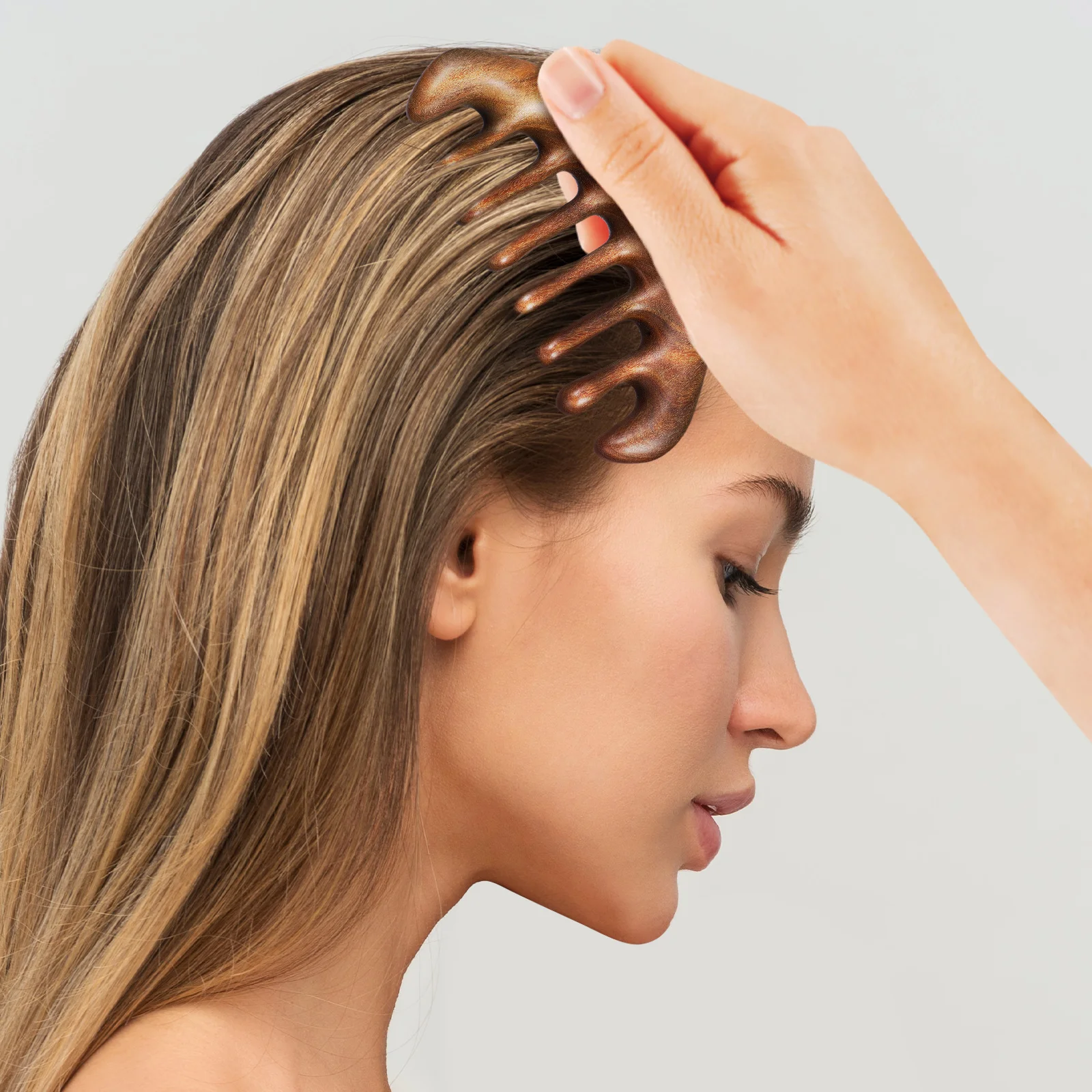 Рисунок 5 - Деревянная карманная Расческа для