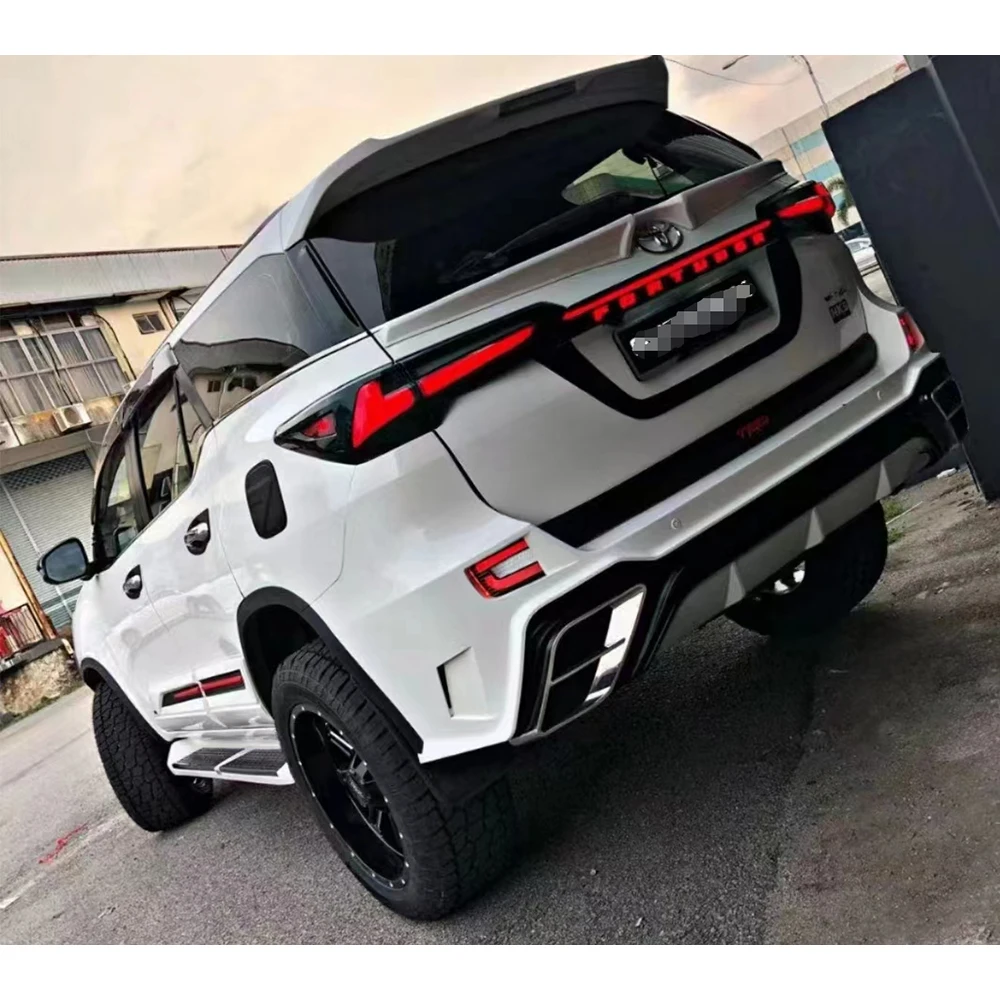 

Factory Rear Bumper for Fortuner 2016-2021 Ramand style Modify Rear Bumper For Fortuner 2016+