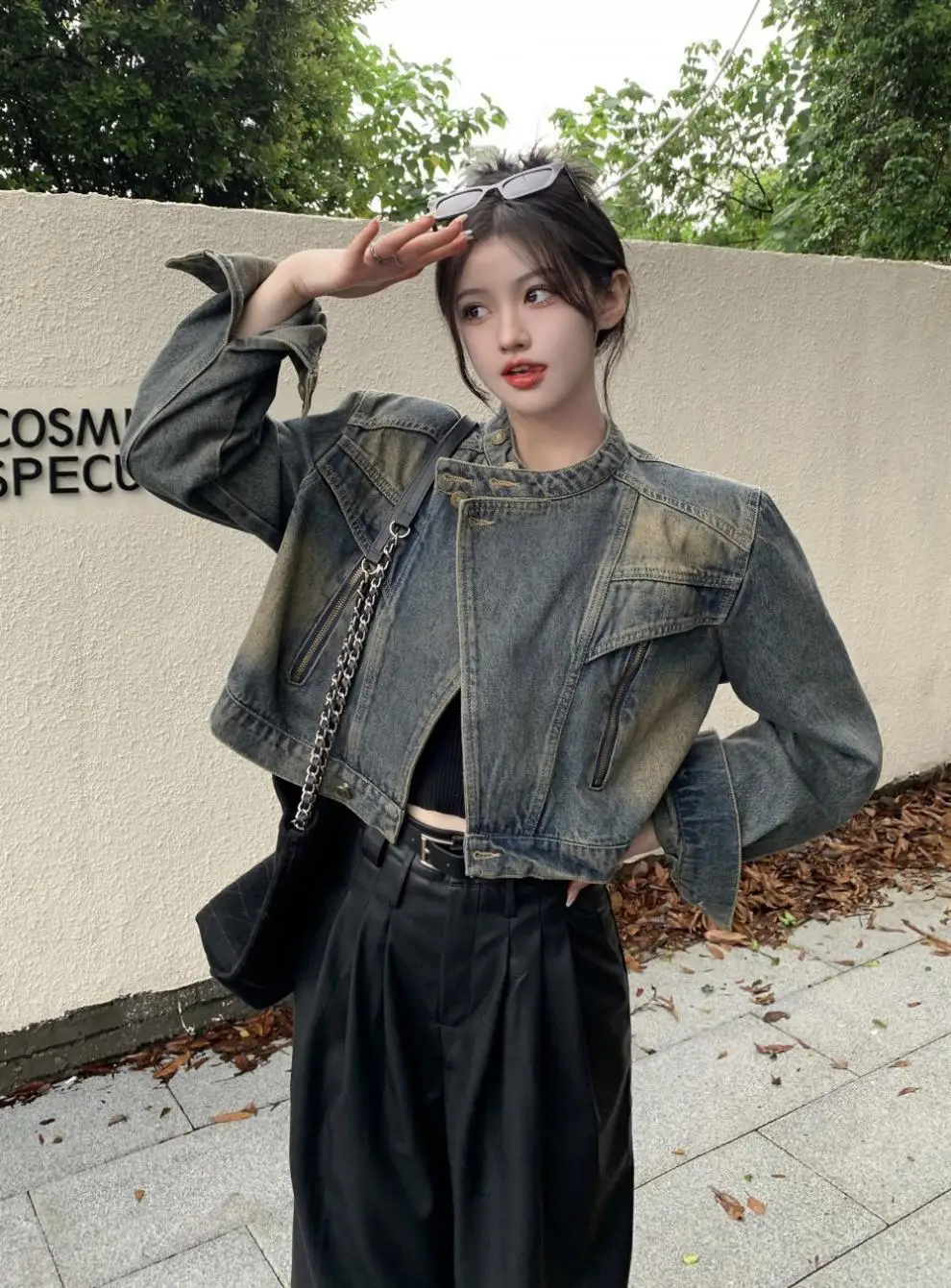 Retro Denim Jacket with American Vintage Style Design Stand Up Collar Workwear Short Top