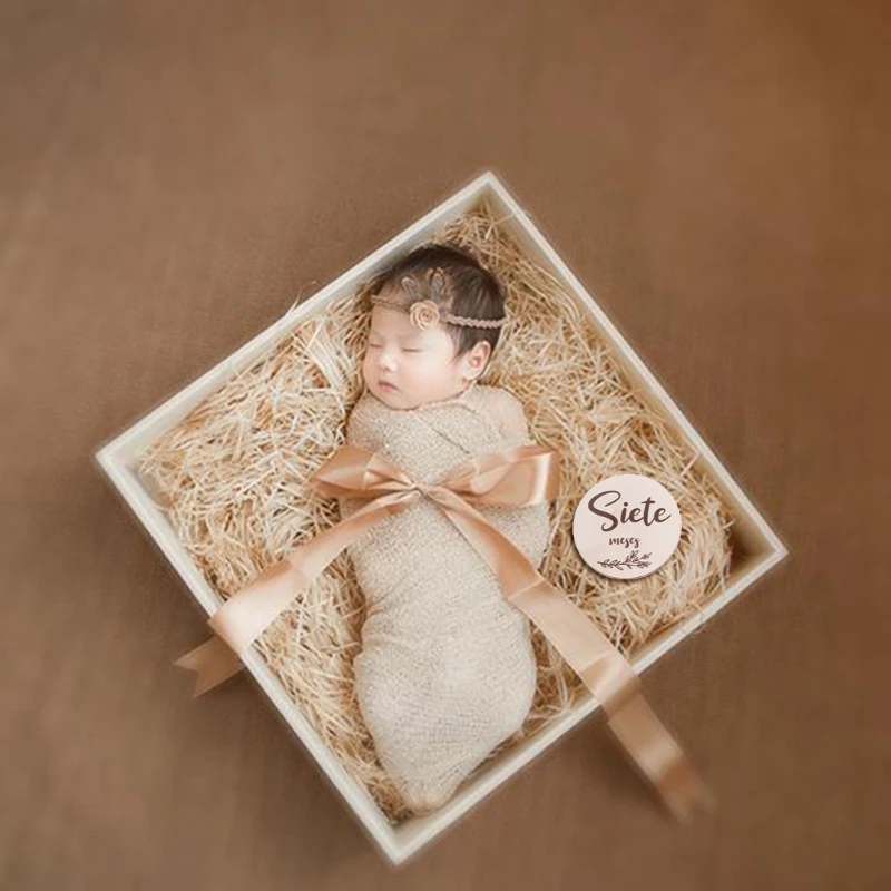 Y1UB 6 Pcs/Set Handmade Baby Milestone Cards Newborn Monthly Recording Cards Spanish Language Letters Leaves Print Photocards