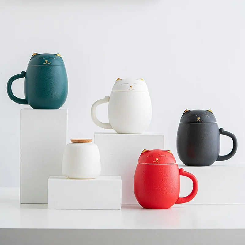 

Cute Lucky Cat Water Cup Tea Separation Tea Cup Large-capacity Ceramic Filter Mug with Lid Stoneware350ml