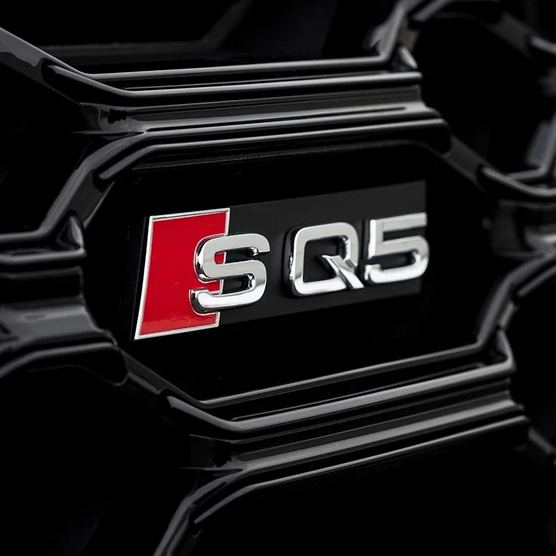 Emblème De Calandre Audi S/RS - Modèle RS5 Chrome - Pour S3, S4, S5, S6, S7, S8, RS3, RS4, RS5, RS6, RS7 - 8