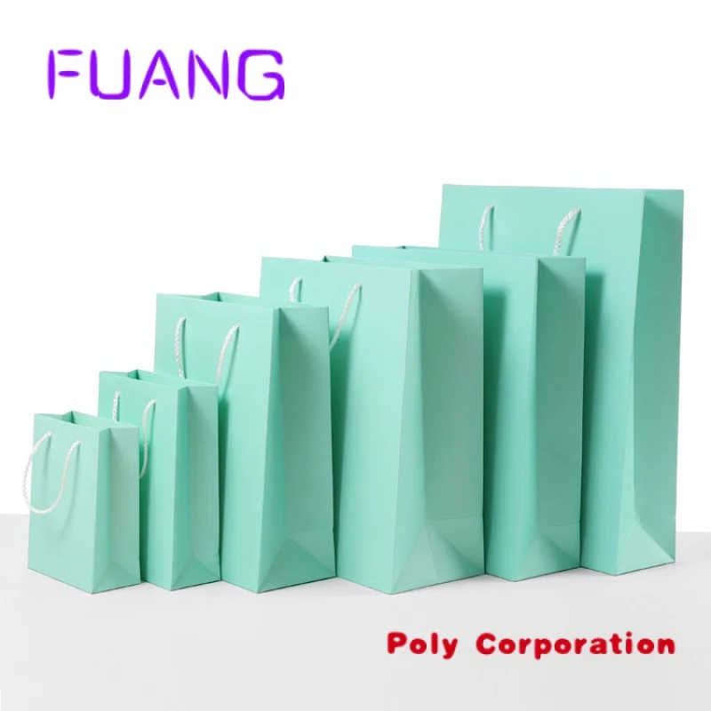 Рисунок 4 - Розовые, черные, белые бумажные