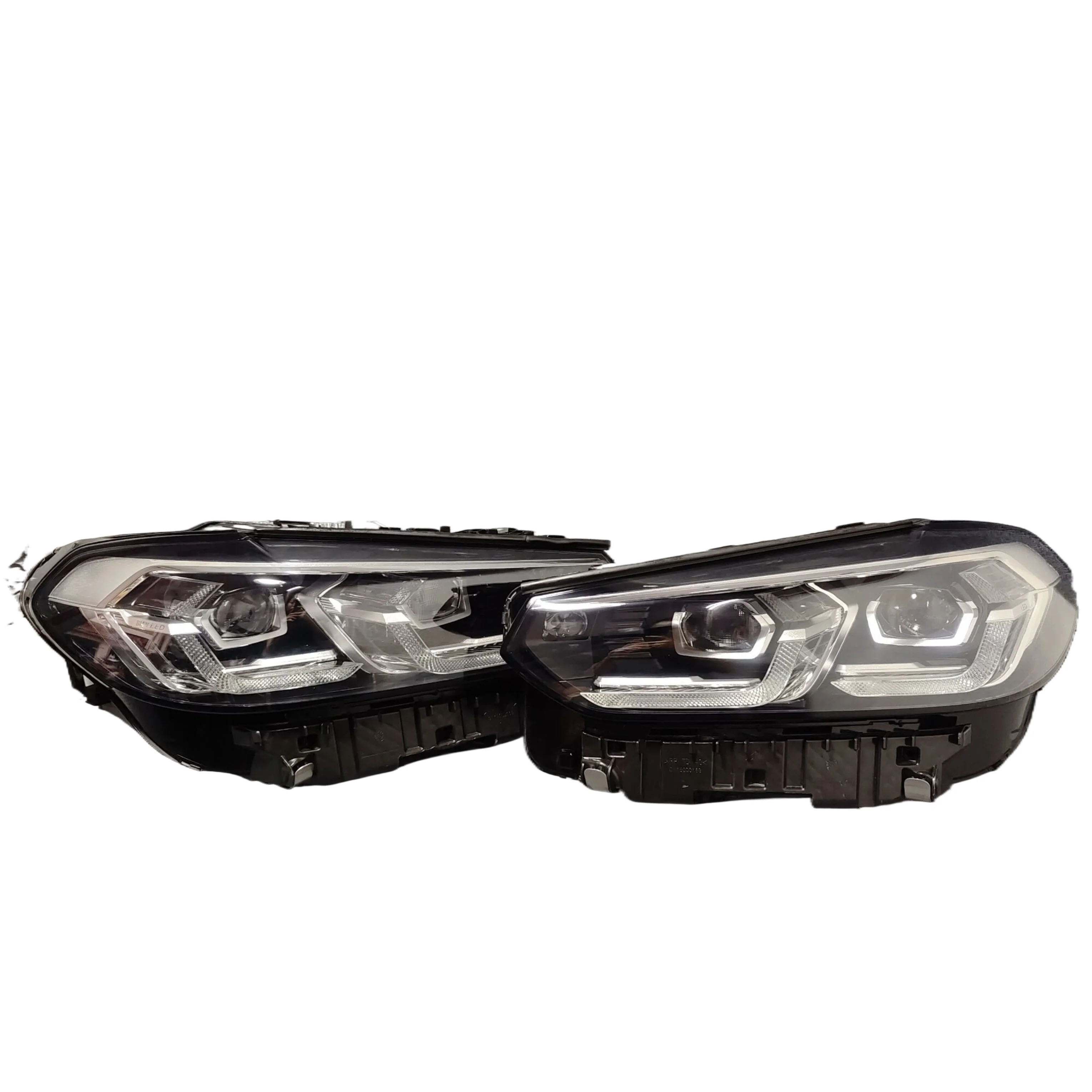 

Suitable for BMW X3, X4 car lighting system headlights, LED daytime running lights, suitable 2022-2023 model years