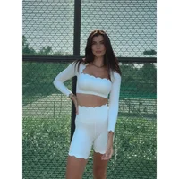 FUBEIKE Breathable Skin-Friendly Fitness Two-Piece Set Square Collar Tight Yoga Suit High-Waist Lace Shorts With Chest Pad 3