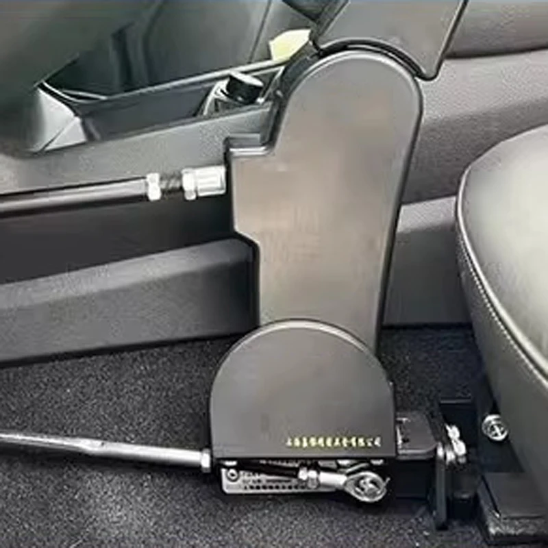 Manual driving assistance device C5 handicapped full hand control non-destructive installation