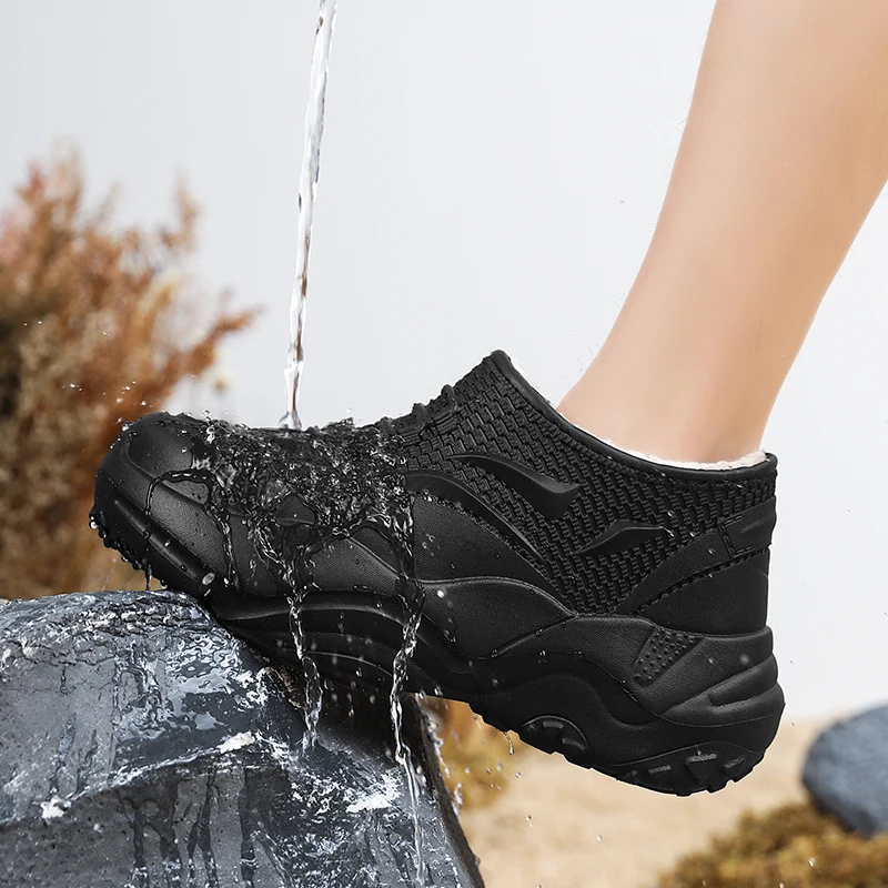 Men's waterproof Warm plush cotton slippers autumn winter new non-slip indoor outdoor casual shoes fashion Joker Hotel Chef shoe