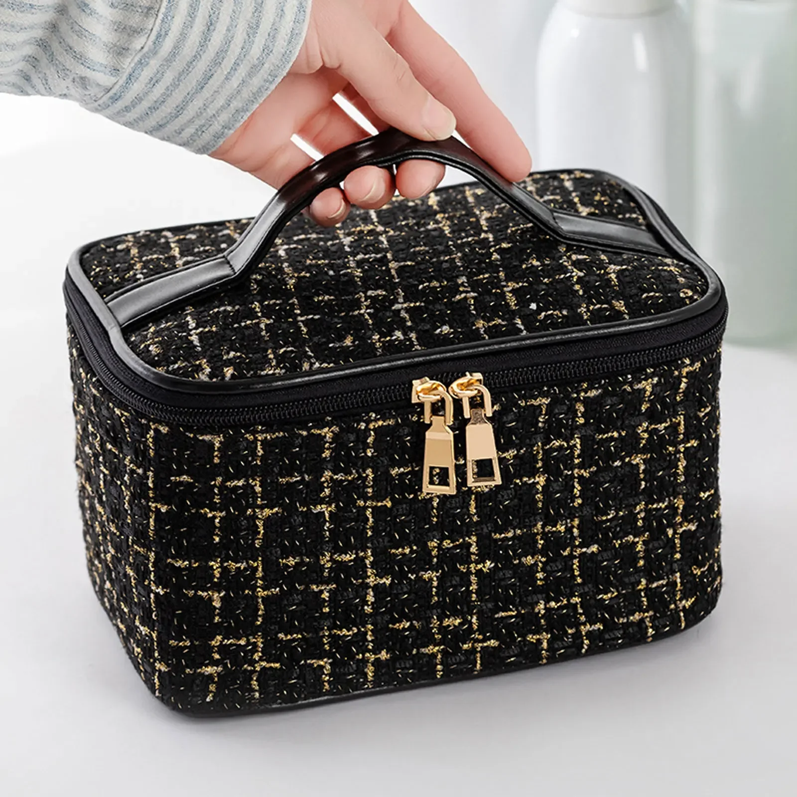 

Cosmetic Bag for Women Fashion Ins Style Grid Pattern Makeup Pouch Portable Large Capacity Travel Toiletry Storage Organizer