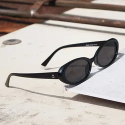 Vintage Oval Sunglasses Women Luxury Brand Designer Small Oval Sun Glasses Retro Men Rivets Sun Glasses Oculus