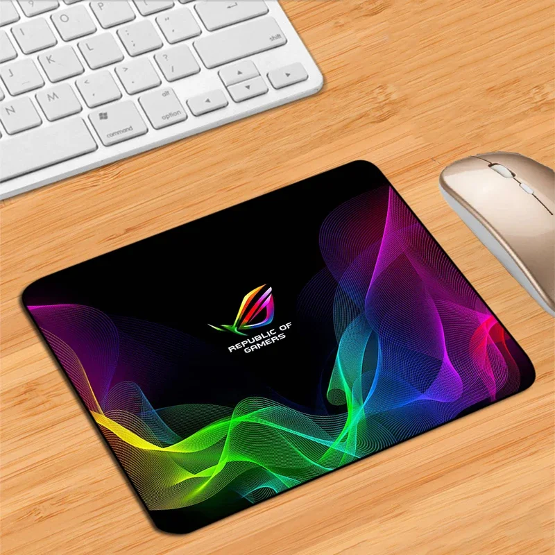 Рисунок 4 - Игровой коврик для мыши