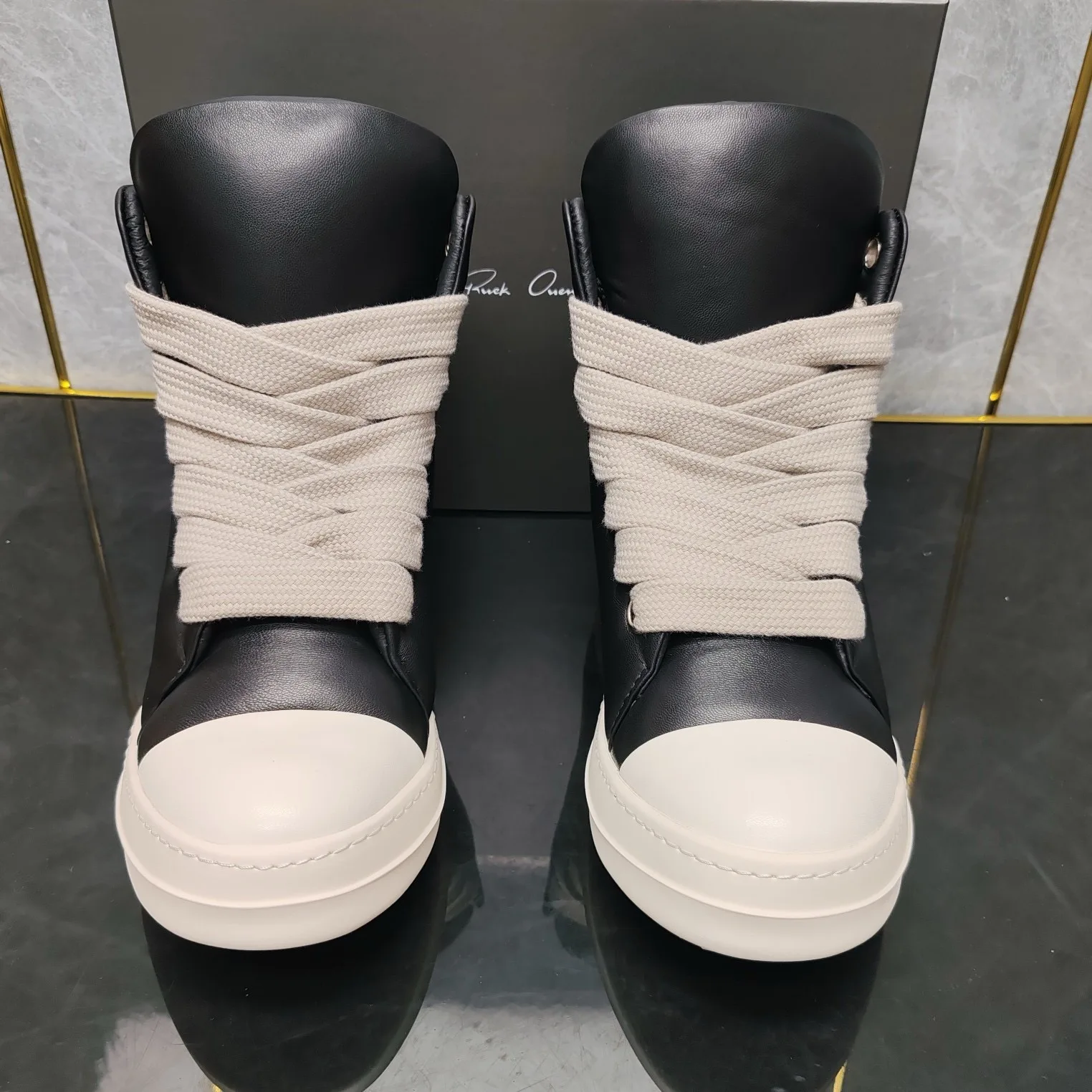 Ricks shoes new high-top Jigglypuff bread shoes super soft lambskin thick lace-up simple couple shoes student shoes. 2