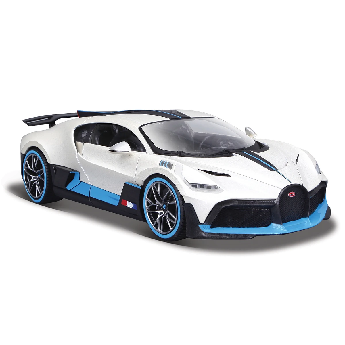 

Maisto 1:24 Bugatti Divo White Sports Car Static Die Cast Vehicles Collectible Model Car Toys