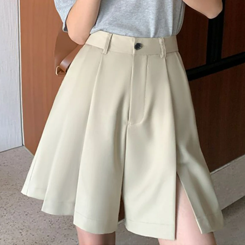 Fashionable Suit Shorts for Women in Summer 2023 New Korean Style Slit Pleated Pants Skirt Casual Pants Versatile Five Part Pant