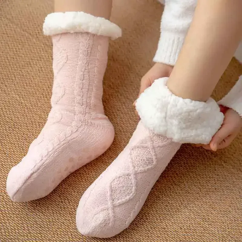 Ultra-Thick Cashmere Slipper Socks For Women – Non-Slip Warm Winter House Socks (Great Gift)