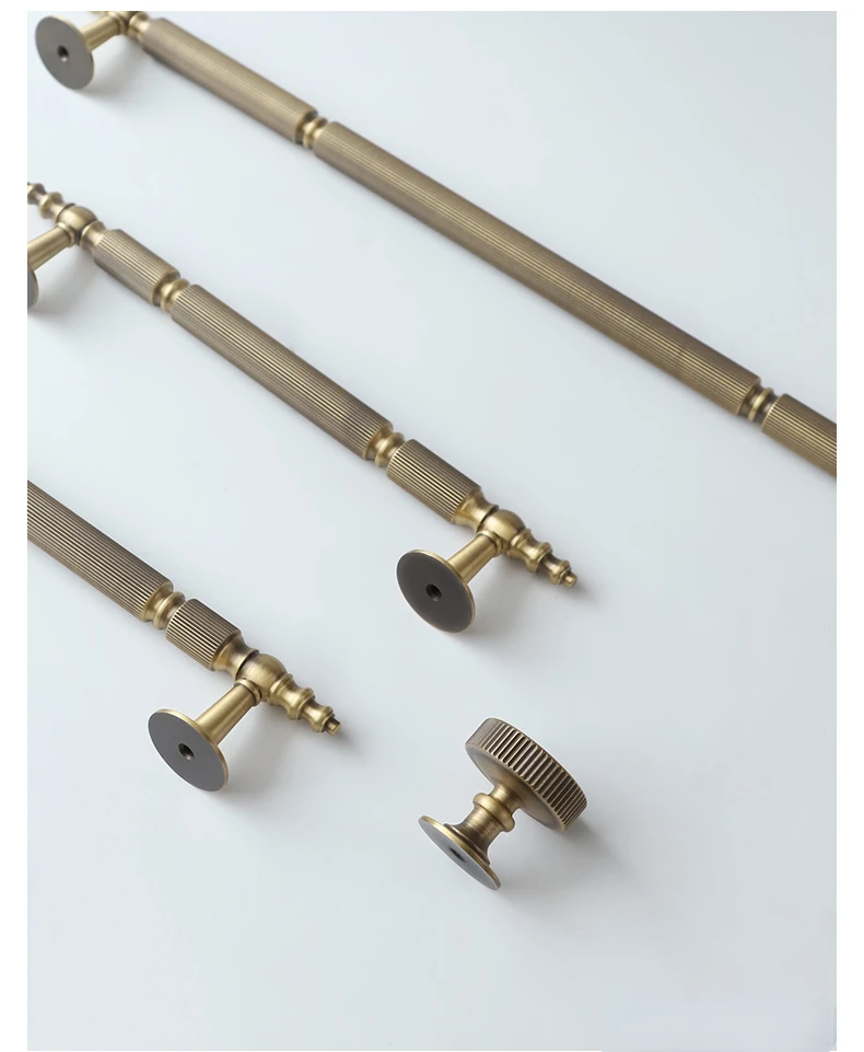 Vintage Bronze e Line Design Solid Brass