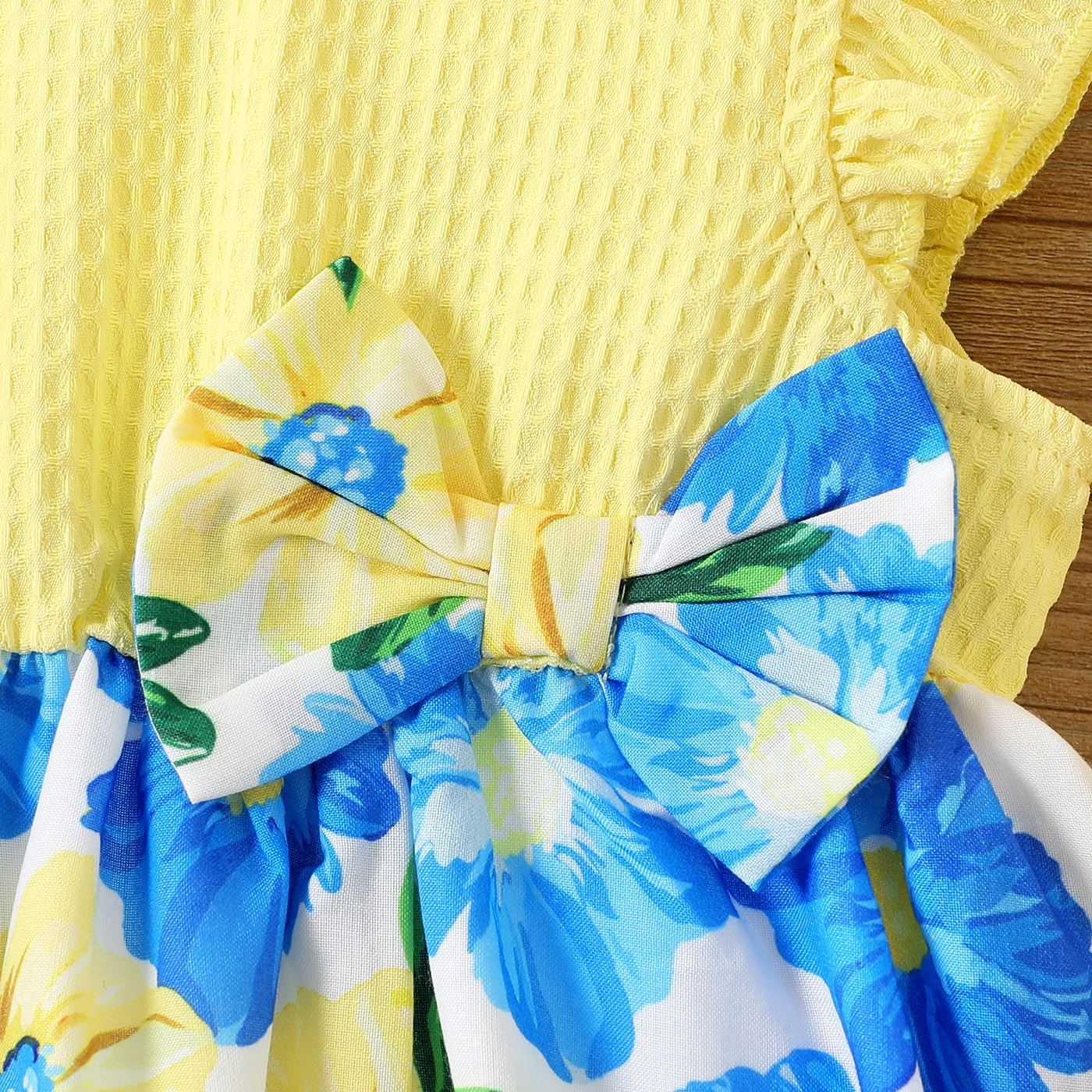 PatPat – robe à manches longues pour bébé fille, imprimé Floral, épissée, texture unie, à volants