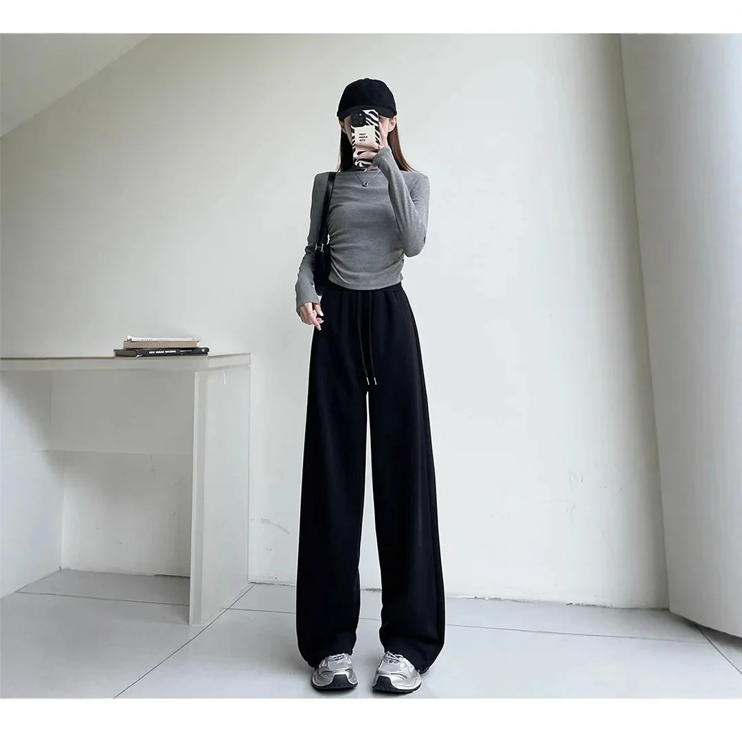 Black-[thin] with pockets