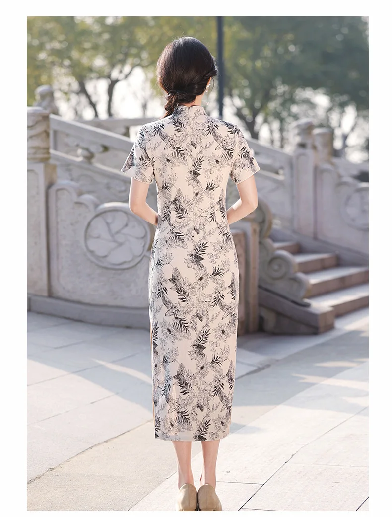 Retro chinesa stílusú Női qipao ruhát évjárat gomb Alaki Félfogadás Bor színe Elsőrangú Hagyományos cheongsam nyomtatás Virágos vestidos