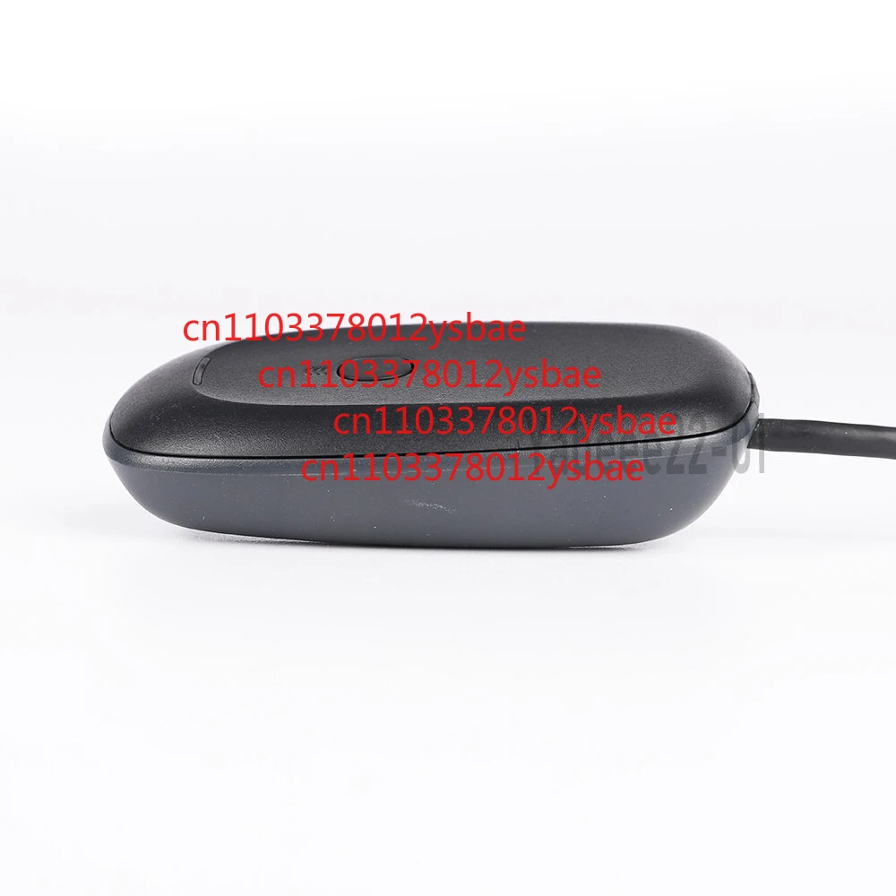 Windows PC용 Microsoft Xbox 360 무선 게임용 USB 수신기 어댑터에 사용됩니다.